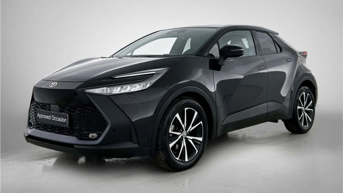Toyota C-HR (2024) — foto 1