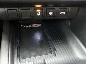Toyota C-HR (2024) thumbnail 24