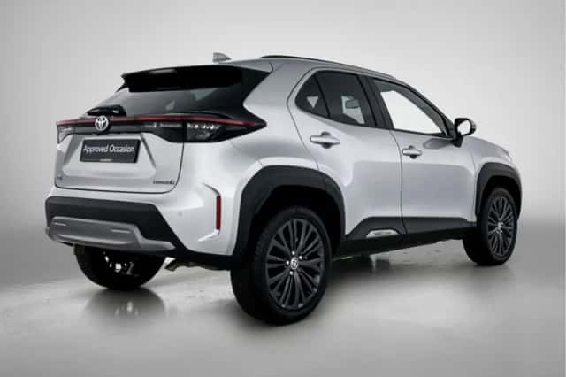 Toyota Yaris_Cross (2023) thumbnail 2