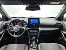 Toyota Yaris_Cross (2023) thumbnail 5