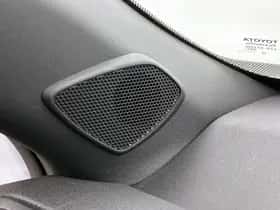 Toyota Yaris_Cross (2023) thumbnail 24