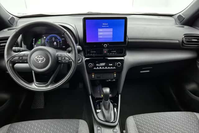 Toyota Yaris_Cross (2024) thumbnail 4