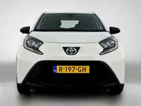 Toyota Aygo (2022) thumbnail 18