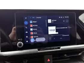 Toyota C-HR (2025) thumbnail 7