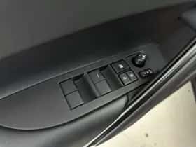 Toyota Corolla_Cross (2026) thumbnail 18