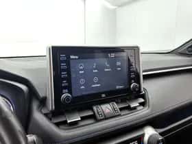 Toyota RAV4 (2022) thumbnail 8