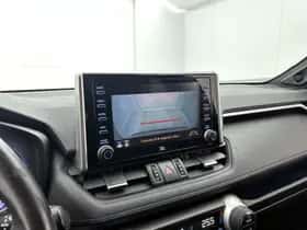 Toyota RAV4 (2022) thumbnail 9