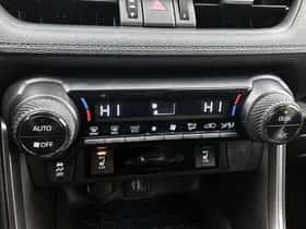 Toyota RAV4 (2025) thumbnail 9