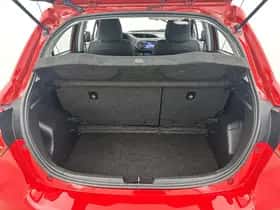 Toyota Yaris (2018) thumbnail 27