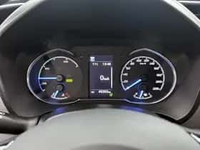 Toyota Yaris (2018) thumbnail 5