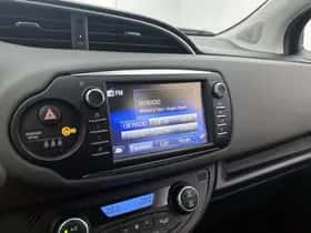 Toyota Yaris (2018) thumbnail 7