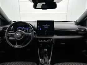 Toyota Yaris (2024) thumbnail 4