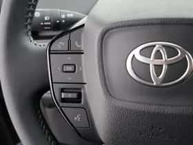 Toyota bZ4X (2026) thumbnail 11