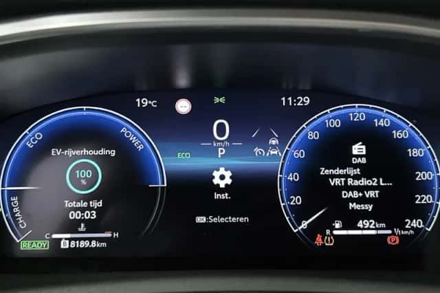 Toyota Corolla_Touring_Sports (2025) thumbnail 5
