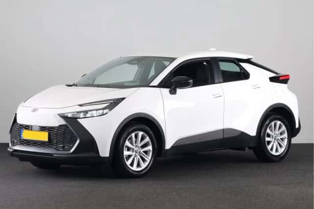 Toyota C-HR (2026) thumbnail 1