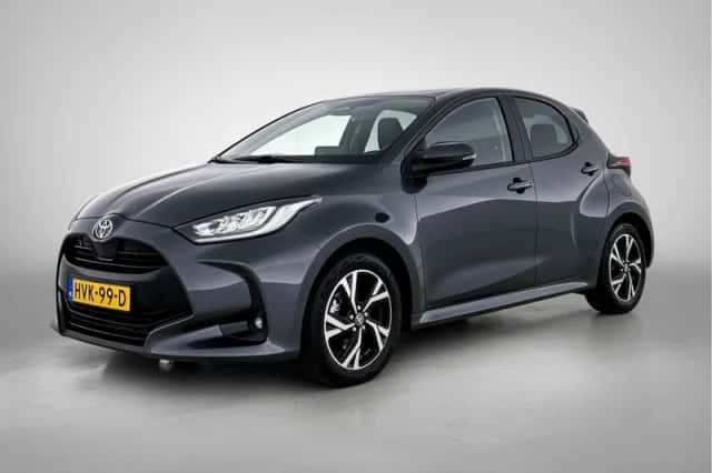 Toyota Yaris (2025) thumbnail 1