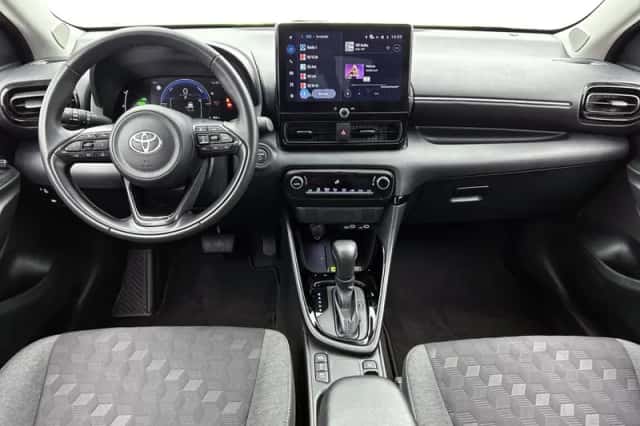 Toyota Yaris (2025) thumbnail 4