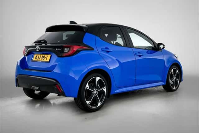 Toyota Yaris (2024) thumbnail 2