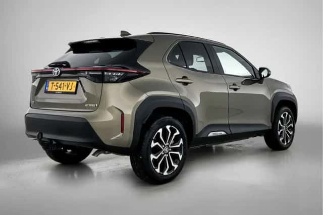 Toyota Yaris_Cross (2023) thumbnail 2