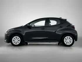 Toyota Yaris (2022) thumbnail 3