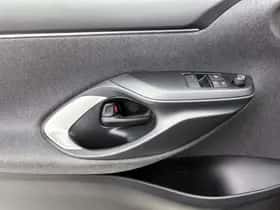 Toyota Yaris (2022) thumbnail 22