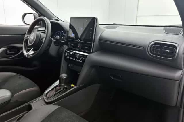 Toyota Yaris_Cross (2025) thumbnail 6