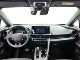 Toyota C-HR (2026) thumbnail 2