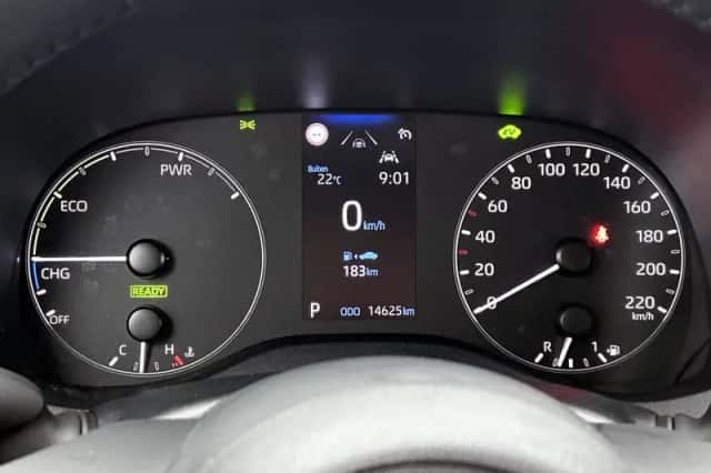 Toyota Yaris (2024) thumbnail 5