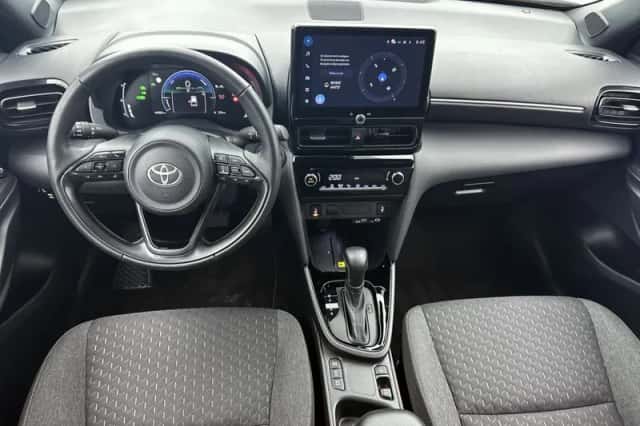 Toyota Yaris_Cross (2025) thumbnail 4