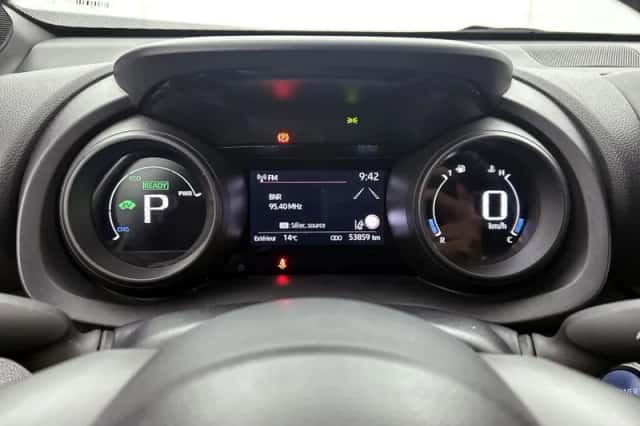Toyota Yaris_Cross (2024) thumbnail 5