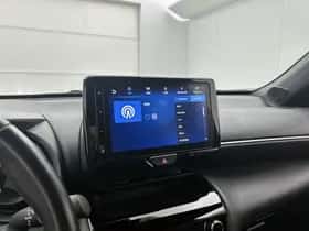 Toyota Yaris_Cross (2024) thumbnail 7