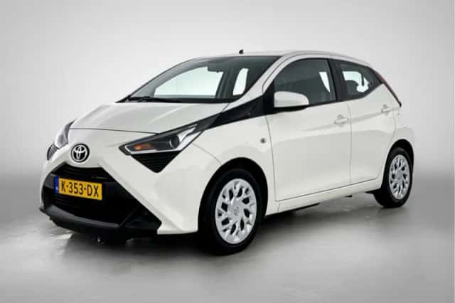 Toyota Aygo (2020) thumbnail 1