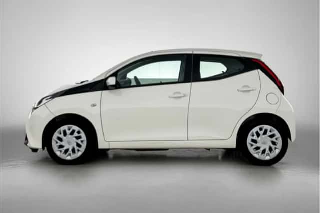 Toyota Aygo (2020) thumbnail 3