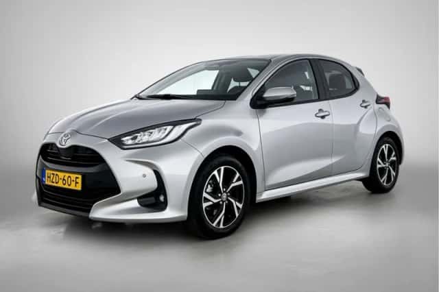 Toyota Yaris (2025) thumbnail 1