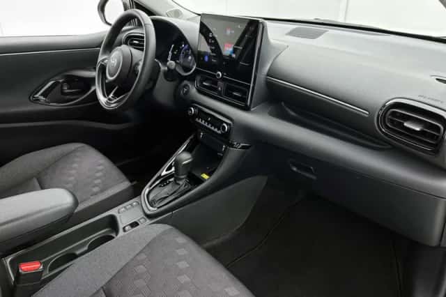 Toyota Yaris (2025) thumbnail 6