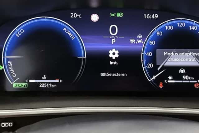 Toyota Corolla_Cross (2024) thumbnail 4