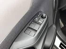 Toyota Yaris_Cross (2022) thumbnail 23