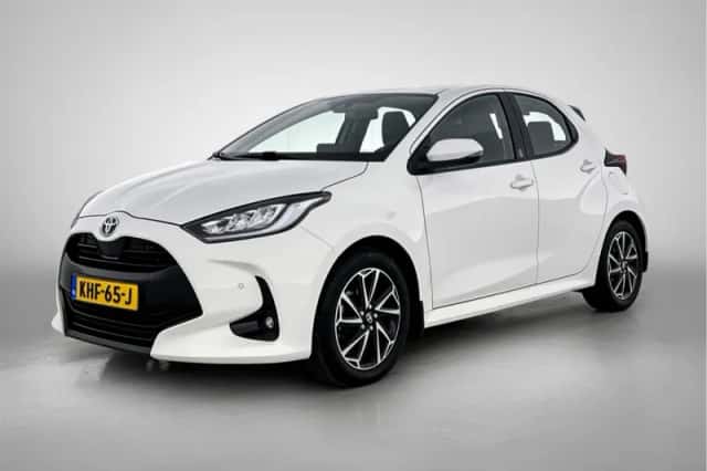 Toyota Yaris (2022) thumbnail 1