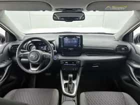 Toyota Yaris (2022) thumbnail 4
