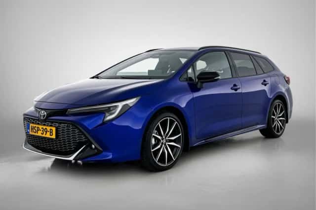 Toyota Corolla_Touring_Sports (2023) thumbnail 1