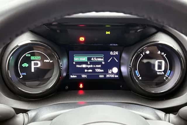 Toyota Yaris (2022) thumbnail 5