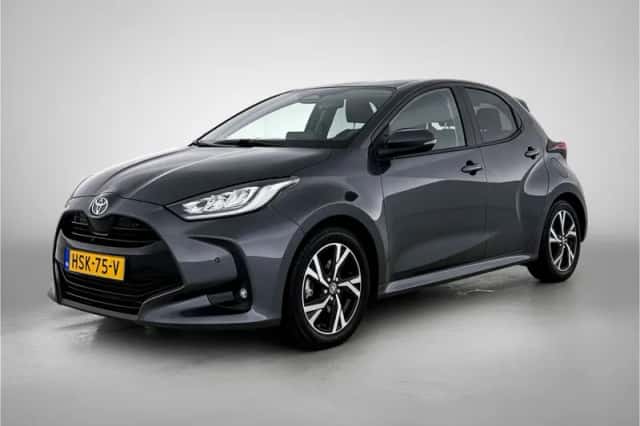 Toyota Yaris (2025) thumbnail 1