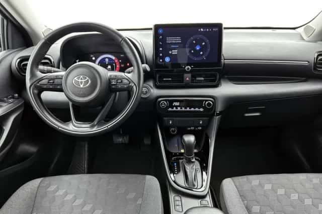 Toyota Yaris (2025) thumbnail 4