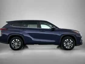 Toyota Highlander (2024) thumbnail 11