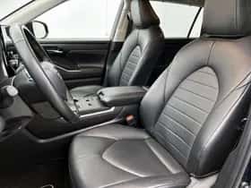 Toyota Highlander (2024) thumbnail 15