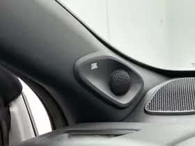 Toyota Yaris (2021) thumbnail 18