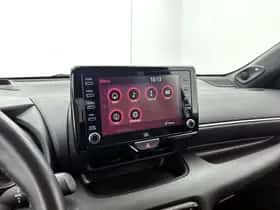 Toyota Yaris (2021) thumbnail 7