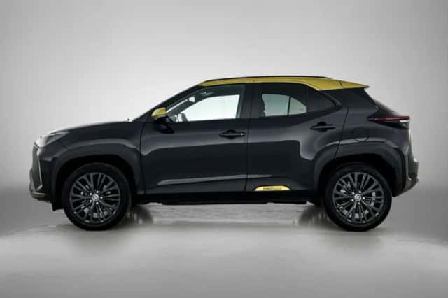 Toyota Yaris_Cross (2023) thumbnail 3