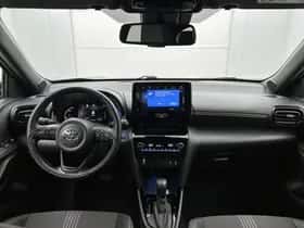 Toyota Yaris_Cross (2023) thumbnail 4