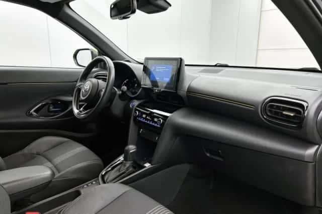 Toyota Yaris_Cross (2023) thumbnail 6